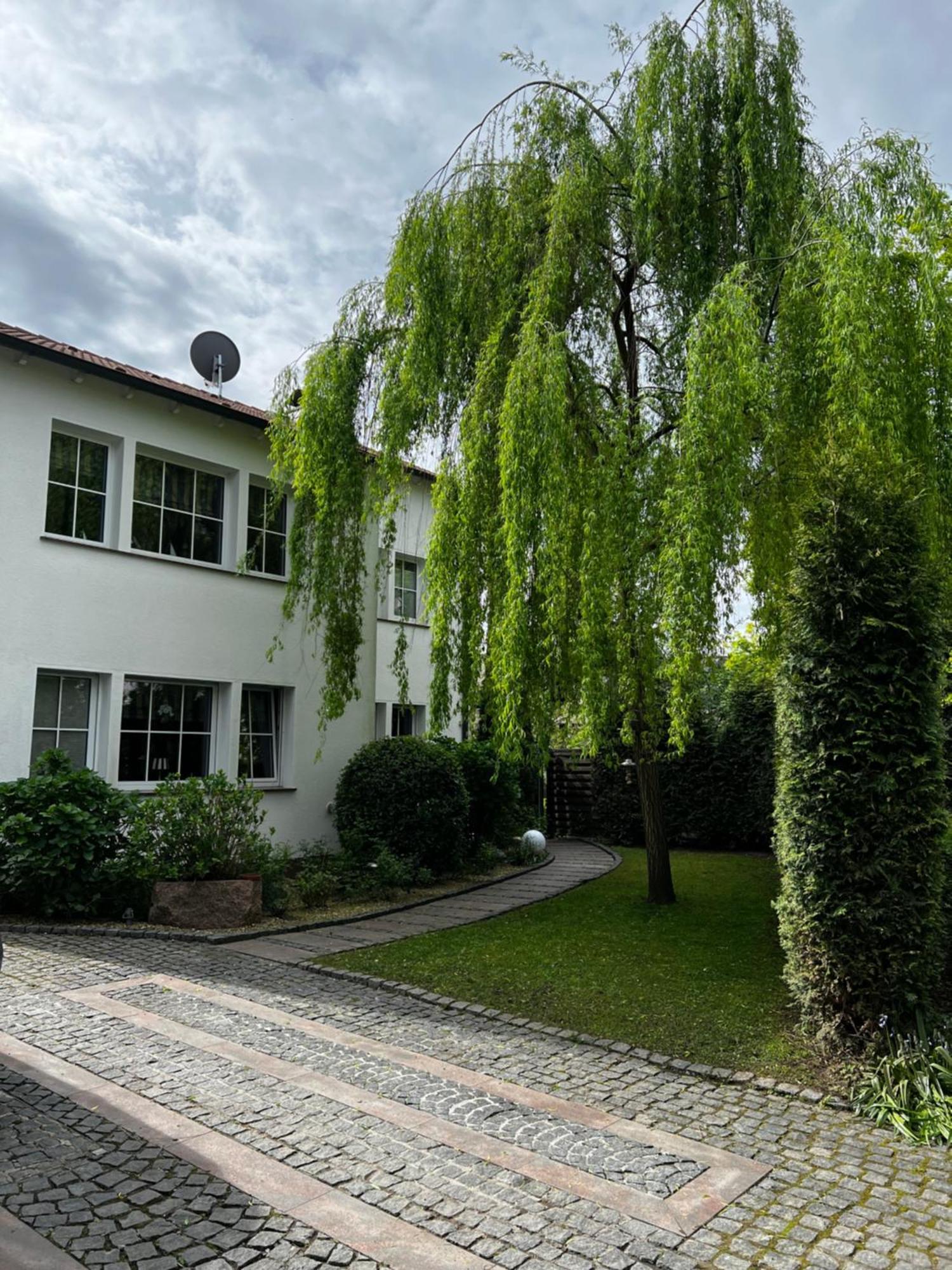 Privat-Boardinghouse Meerbusch - Ihre Oase Nahe Der Messe Duesseldorf Und Flughafen Villa Exterior photo